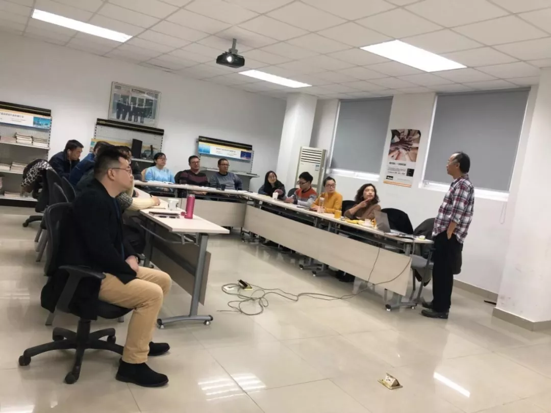 8Q理論,洪宜幸,企業(yè)培訓