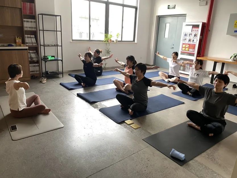 夏日炎炎， 中泰“瑜”你攜手同行